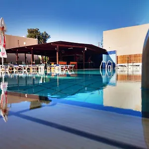 Florea Apartmanhotel Ajía Nápa